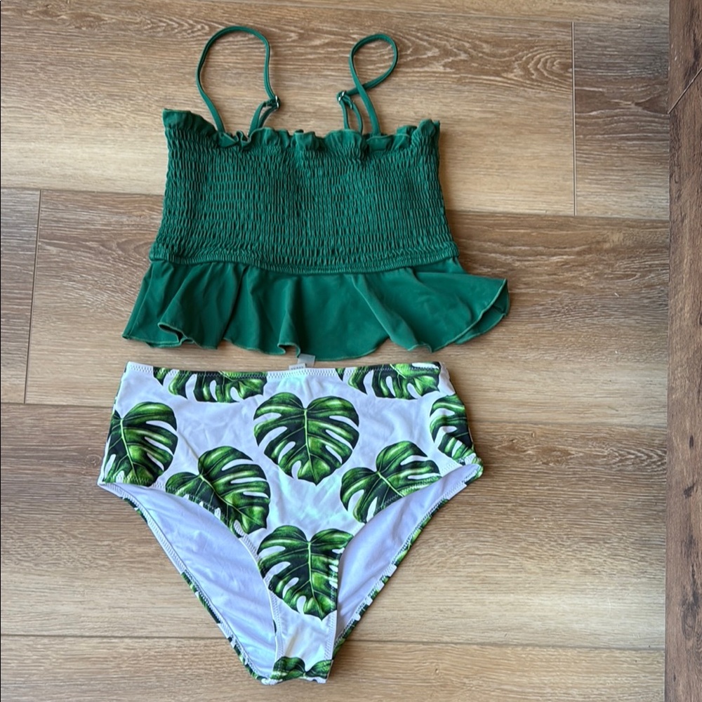 Cupshe Green Leaf Print Bikini